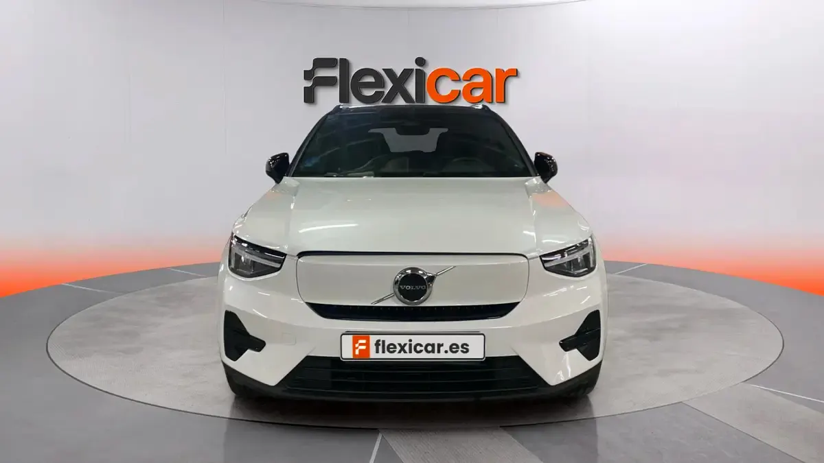 Usado Volvo XC40 Core 169 kW (231 CV) 2023 Blanco SUV