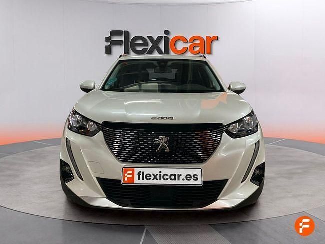 Usado Peugeot 2008 Allure 130 CV (95 kW) 2021 Blanco SUV