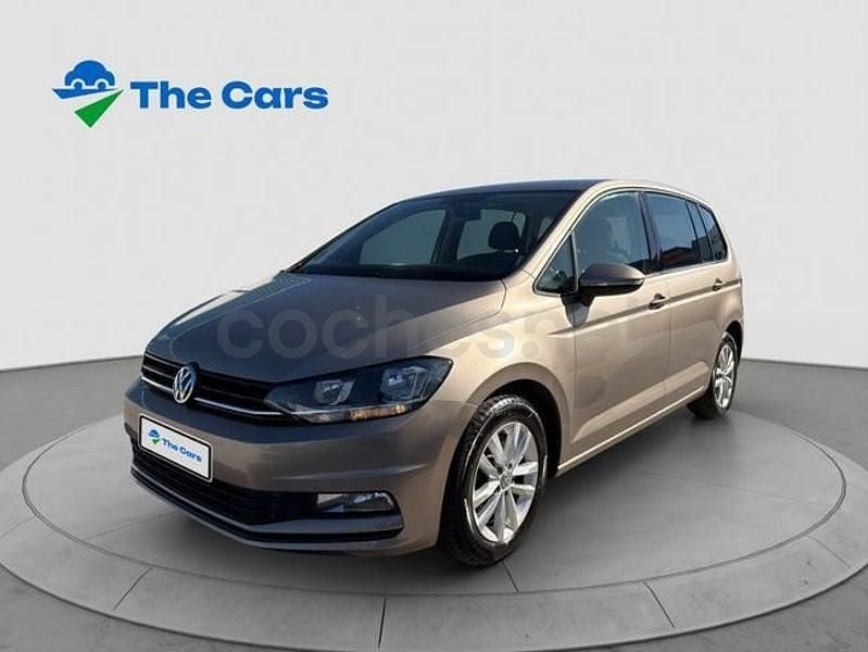 Usado VW Touran Edition 116 CV (85 kW) 2017 Marrón Monovolumen