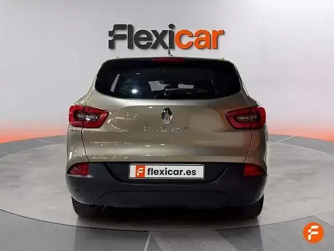 Usado Renault Kadjar Life 130 CV (95 kW) 2017 Marrón SUV