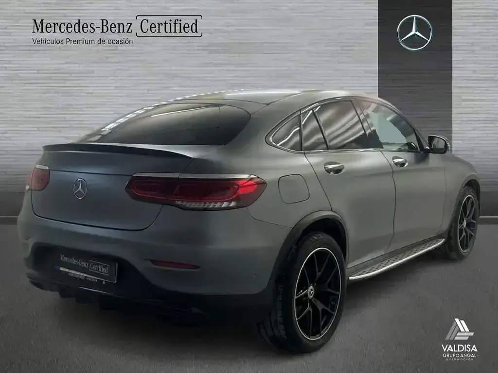 Usado Mercedes GLC300 AMG line 245 CV (180 kW) 2022 Gris SUV