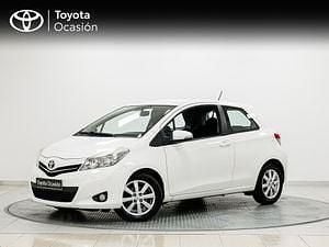 Blanco Usado 2012 Toyota Yaris Active Berlina | 7900 € (Precio justo) - Imagen 1/4
