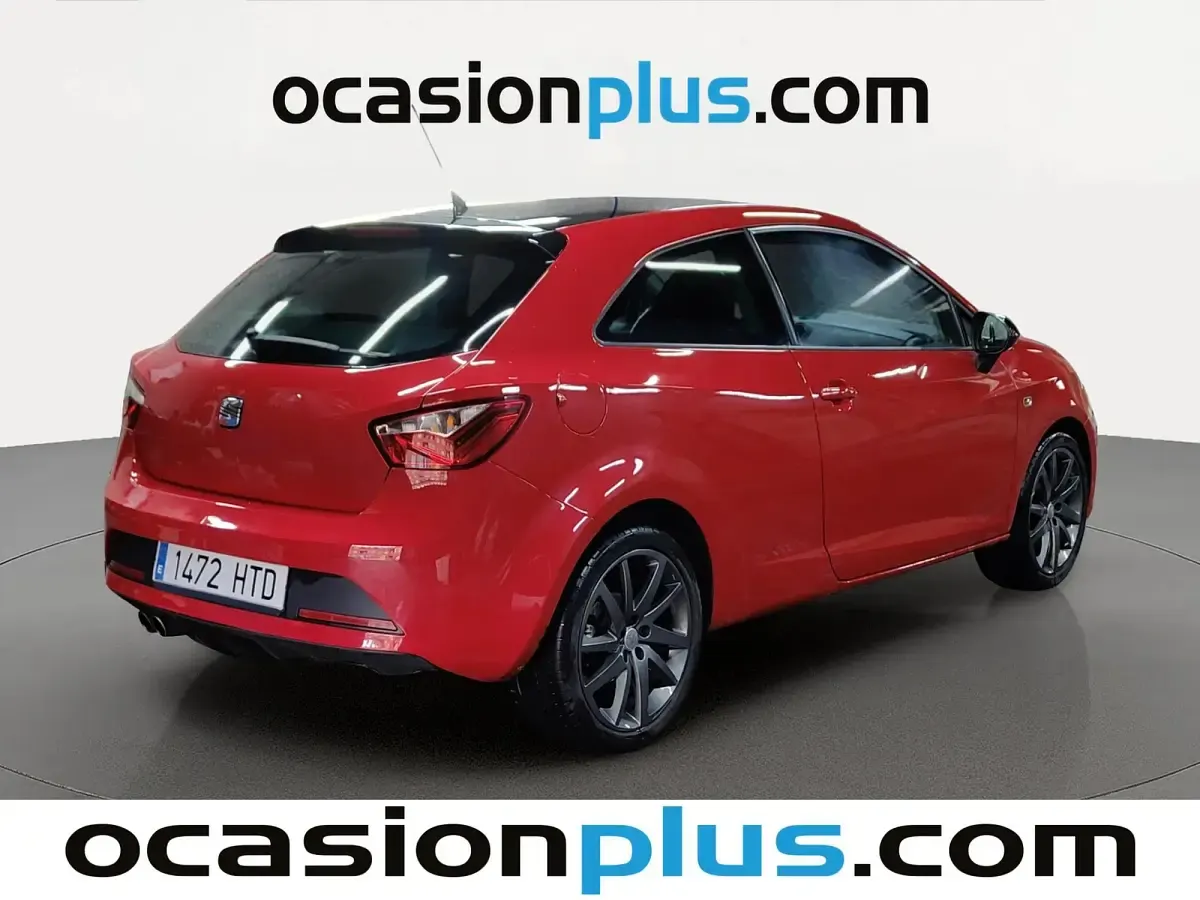 Usado Seat Ibiza SC FR 105 CV (77 kW) 2013 Rojo Utilitario