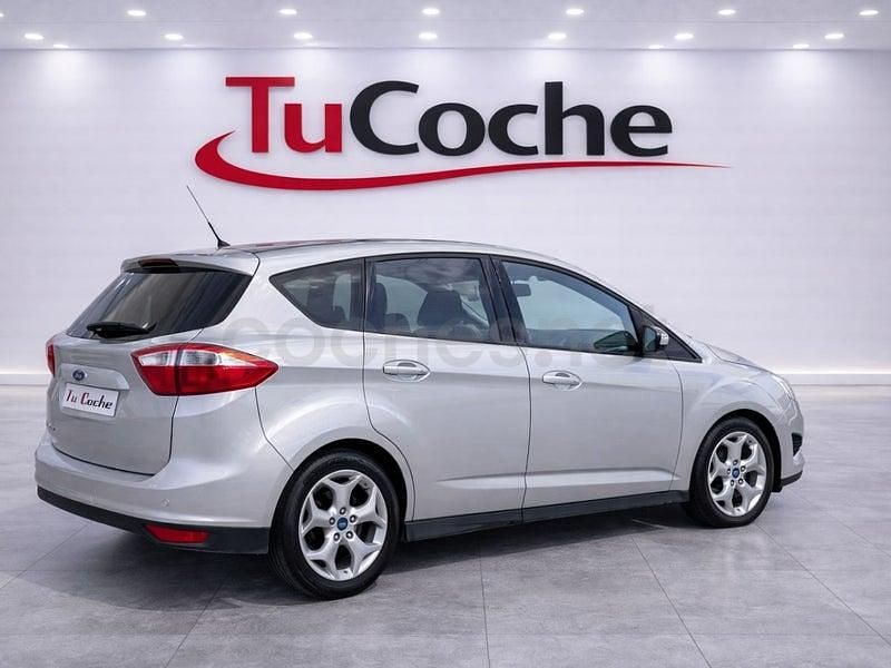 Usado Ford C-MAX Trend 125 CV (91 kW) 2013 Gris / plata Monovolumen
