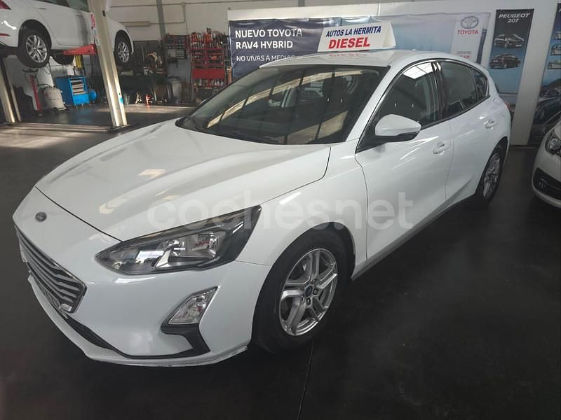 Usado Ford Focus Trend 120 CV (88 kW) 2019 Blanco Berlina