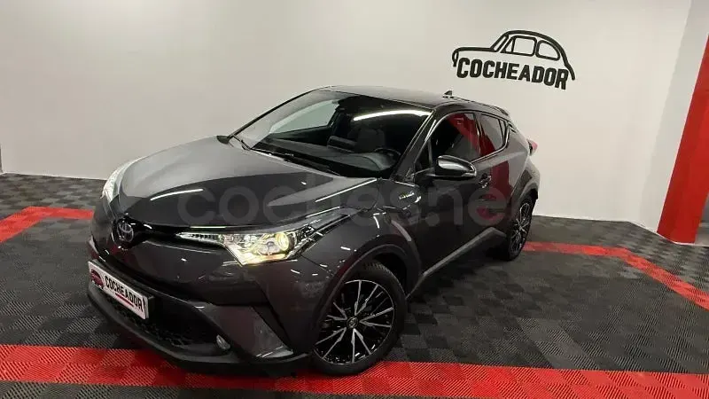 Usado Toyota C-HR Advance 122 CV (89 kW) 2017 Gris / plata SUV