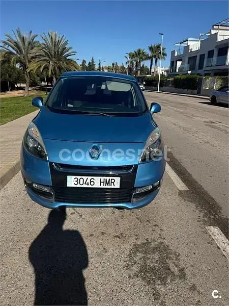 Usado Renault Scénic III Dynamique 110 CV (80 kW) 2012 Azul Monovolumen