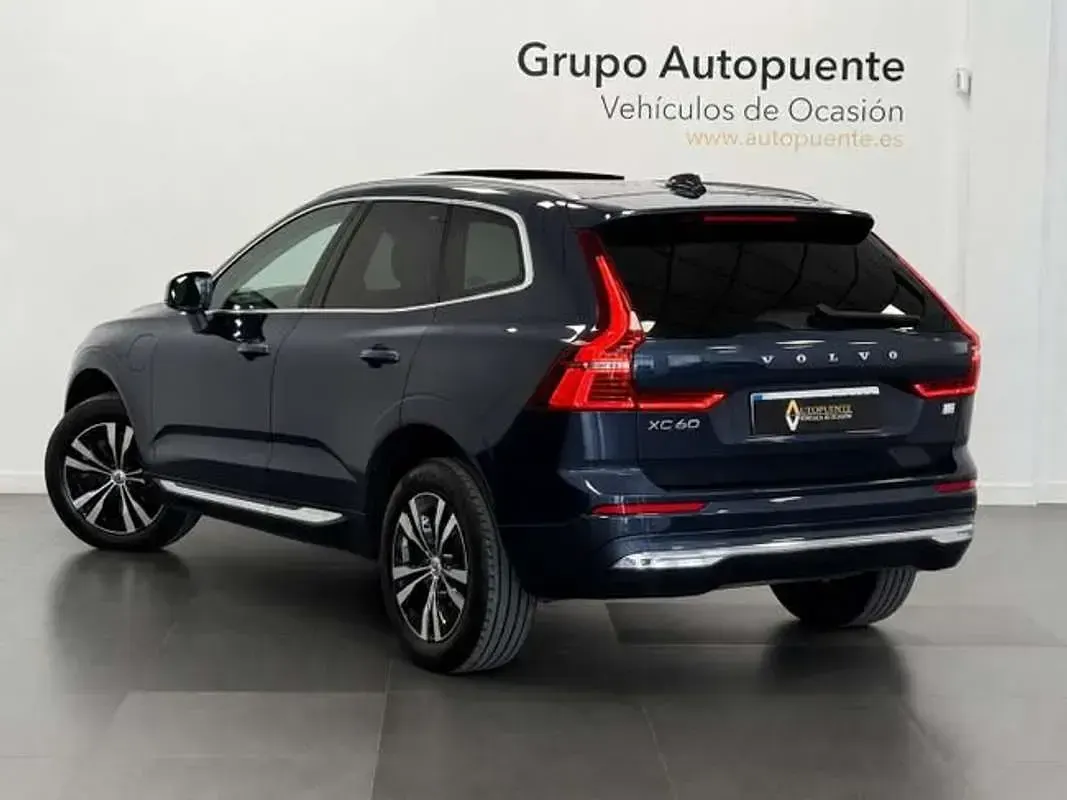 Usado Volvo XC60 Inscription 351 CV (258 kW) 2022 Azul SUV