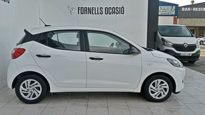 Usado Hyundai i10 66 CV (48 kW) 2021 Blanco Utilitario