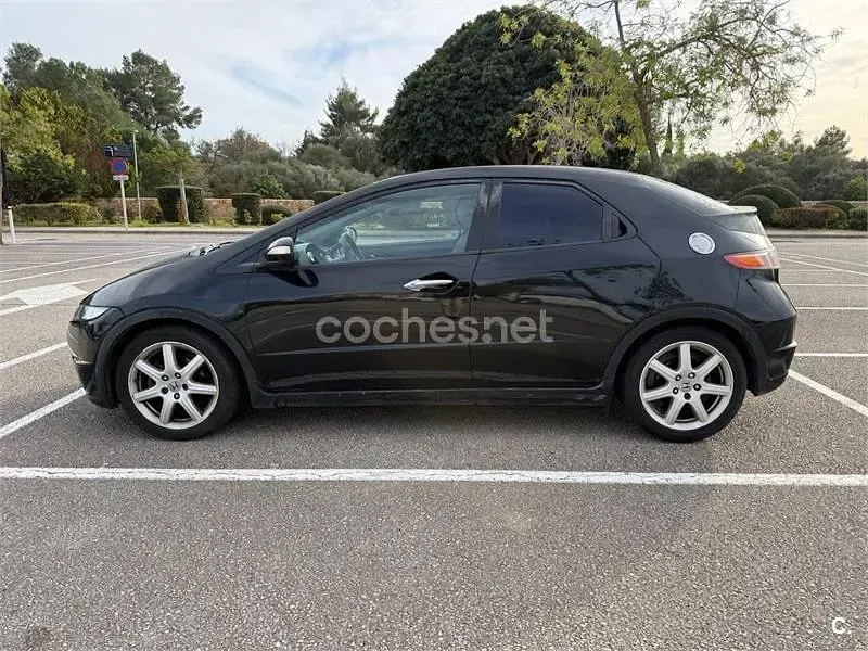 Usado Honda Civic Sport 140 CV (102 kW) 2007 Negro Berlina