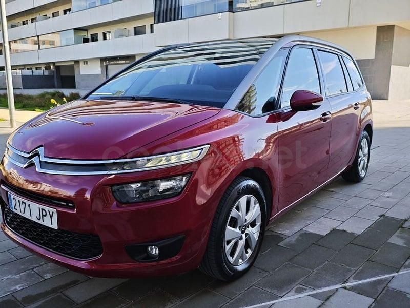 Usado Citroën Grand C4 Picasso Feel 120 CV (88 kW) 2016 Granate Monovolumen