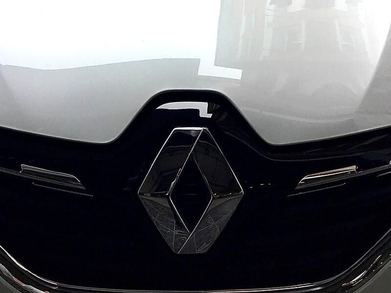 Usado Renault Captur Techno 145 CV (106 kW) 2023 Blanco techo negro SUV