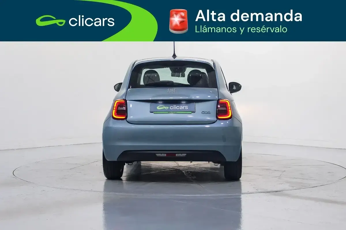 Usado Fiat 500e Action 69 kW (95 CV) 2022 Azul Utilitario