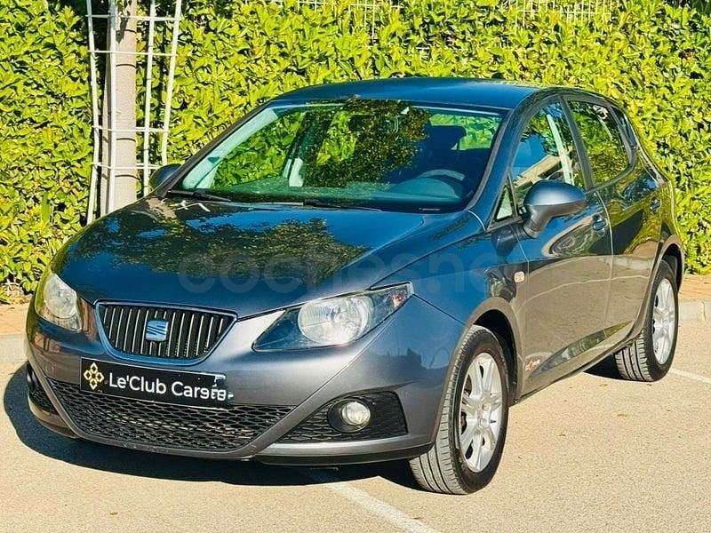 Usado Seat Ibiza Sport 90 CV (66 kW) 2009 Gris / plata Berlina