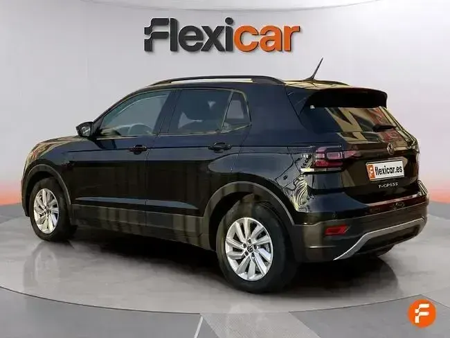 Usado VW T-Cross Advance 110 CV (80 kW) 2022 Negro SUV