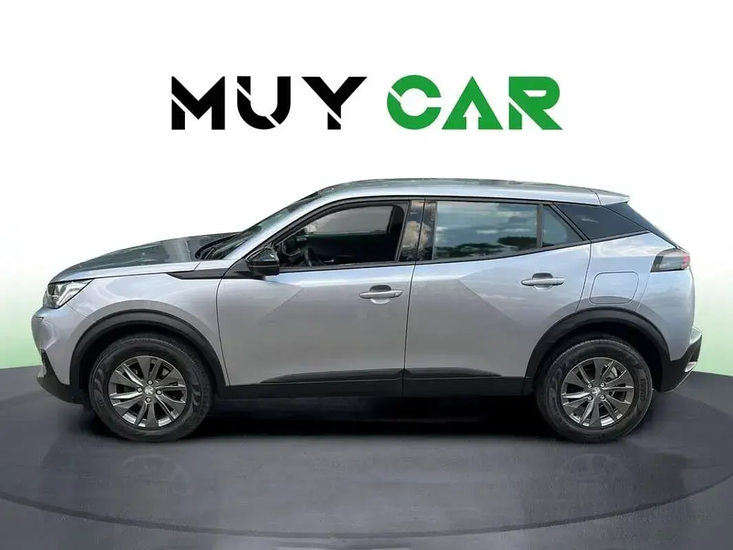 Usado Peugeot 2008 Active 110 CV (80 kW) 2022 Blanco SUV