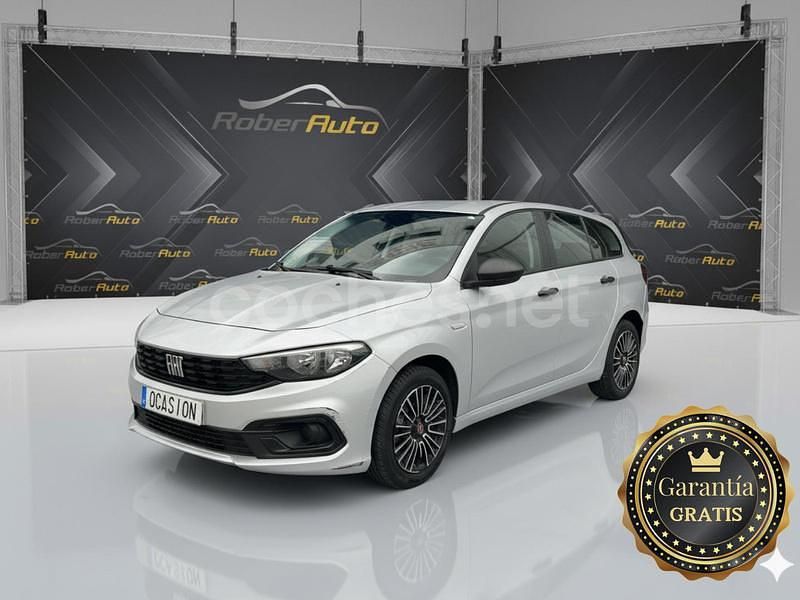Gris / plata Usado 2022 Fiat Tipo Cross Familiar | 8499 € (Super precio) - Imagen 1/4