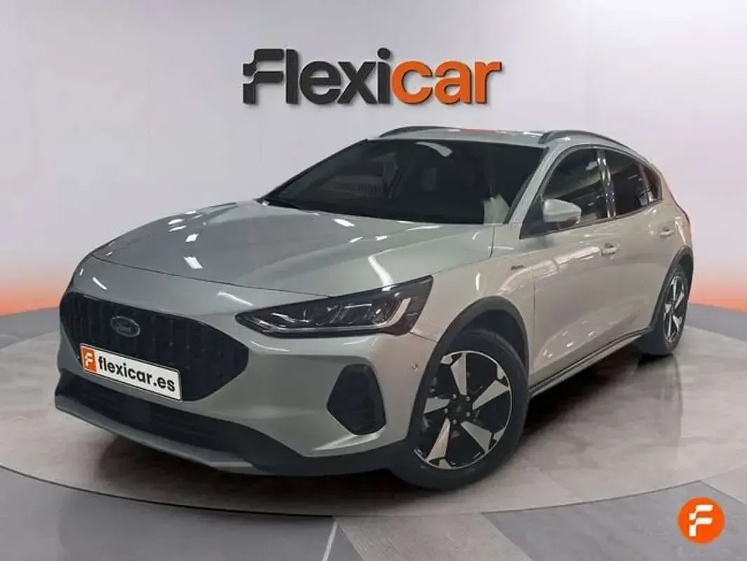 Usado Ford Focus Active 155 CV (114 kW) 2024 Gris Berlina