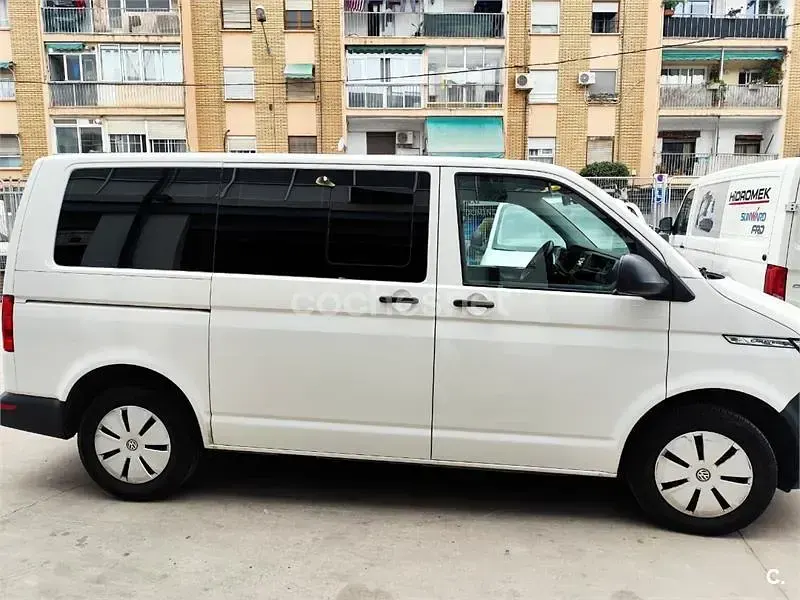 Usado VW Caravelle 150 CV (110 kW) 2024 Blanco Van