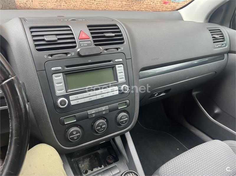 Usado VW Golf VI Highline 140 CV (102 kW) 2008 Negro Utilitario