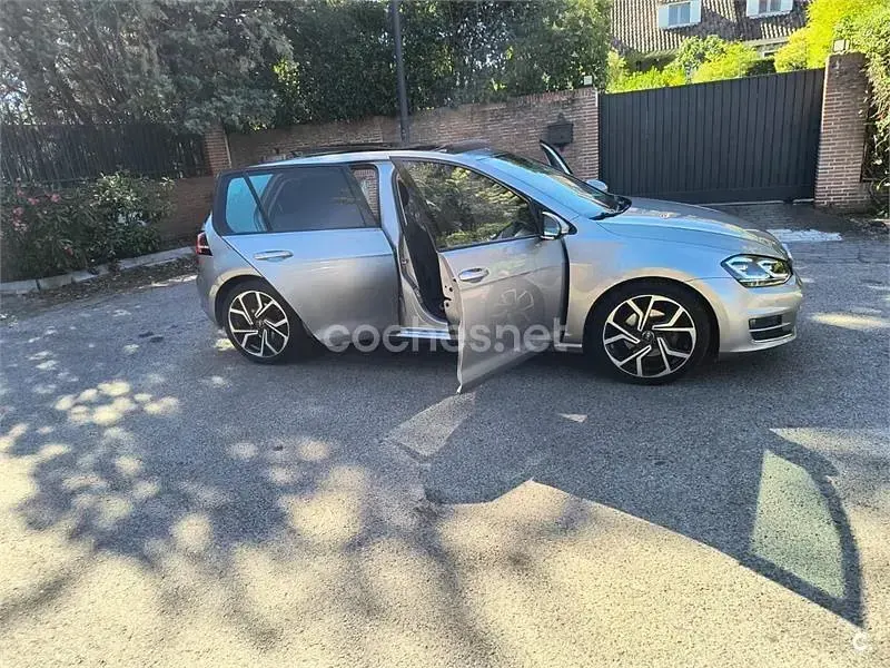 Usado VW Golf VII Sport 140 CV (102 kW) 2013 Gris / plata Berlina