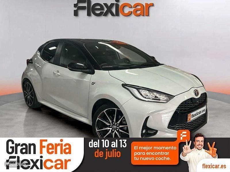 Blanco Usado 2022 Toyota Yaris Hybrid Edition Berlina | 24.990 € (Caro) - Imagen 1/4