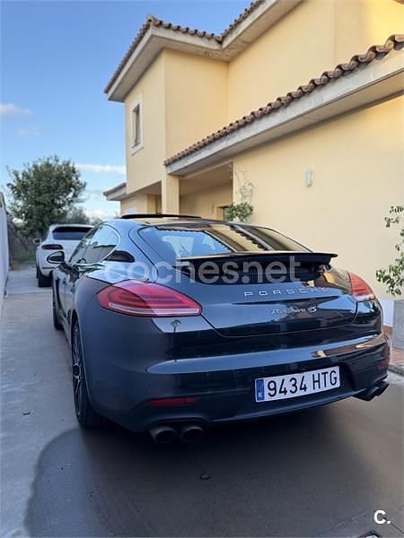 Usado Porsche Panamera 420 CV (308 kW) 2014 Negro Utilitario