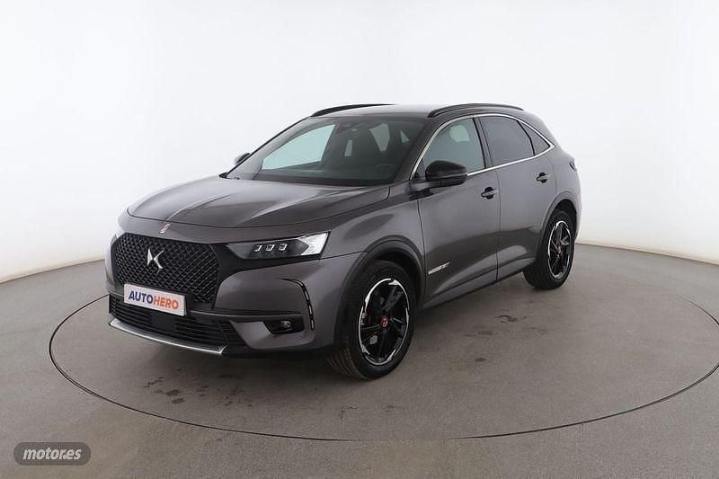 Gris Usado 2021 DS Automobiles DS7 Crossback Performance SUV | 21.599 € (Precio justo) - Imagen 1/3