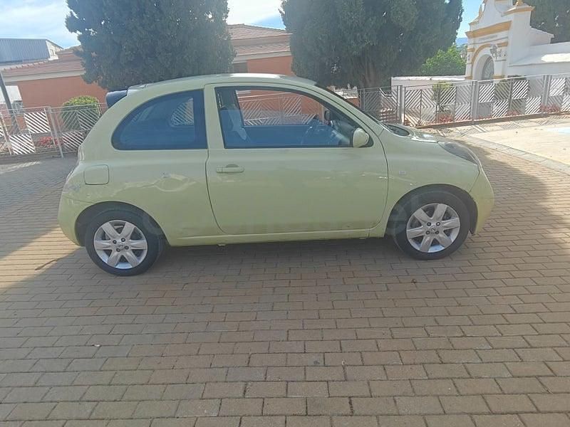 Occasion Nissan Micra Tekna 80 PK (58 kW) 2004 Geel Hatchback