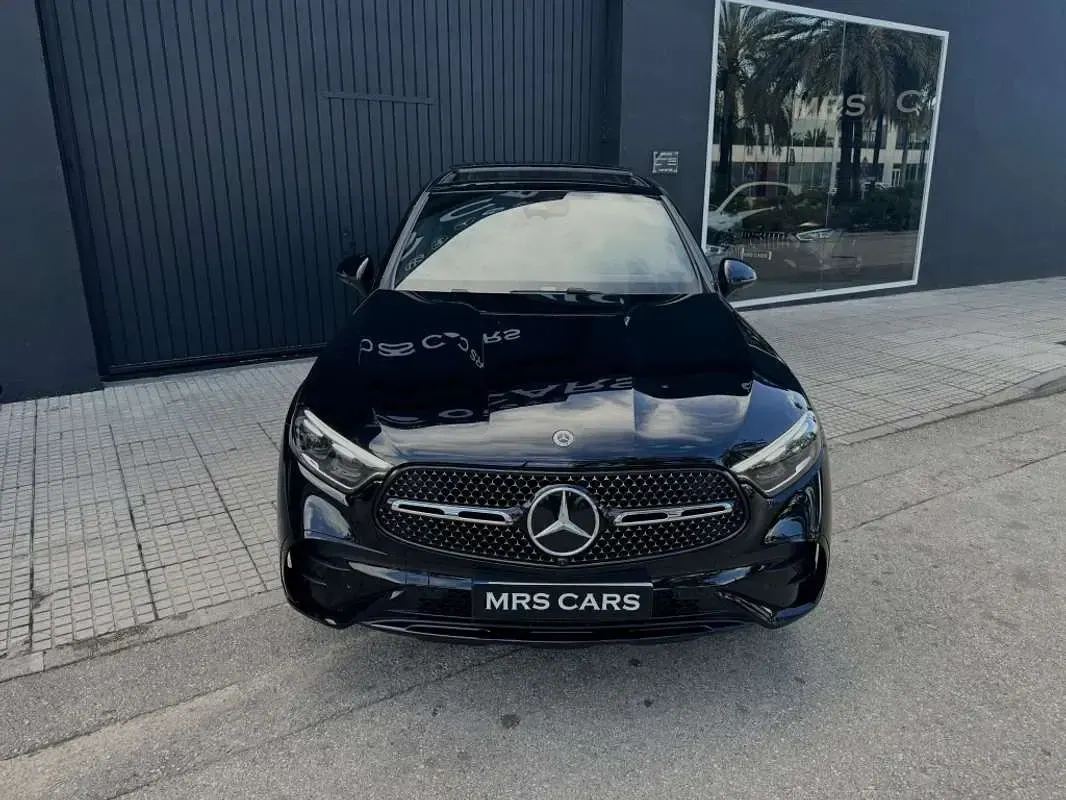 Usado Mercedes GLC300 258 CV (189 kW) 2025 Negro SUV