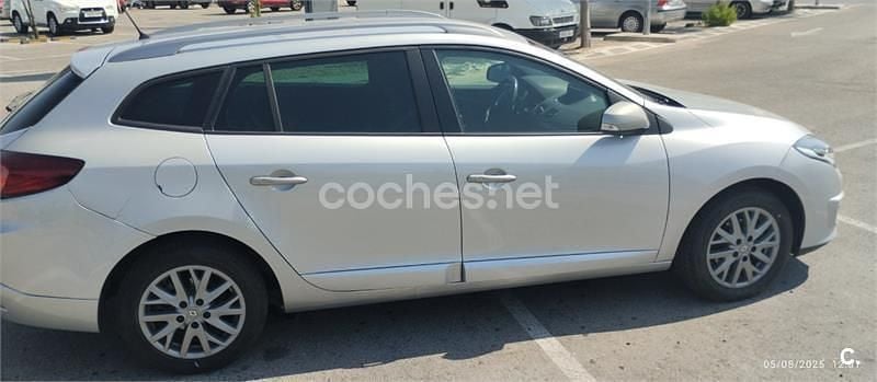 Gris / plata Usado 2016 Renault Mégane GT Line GT-Line Familiar | 8495 € (Super precio) - Imagen 1/4