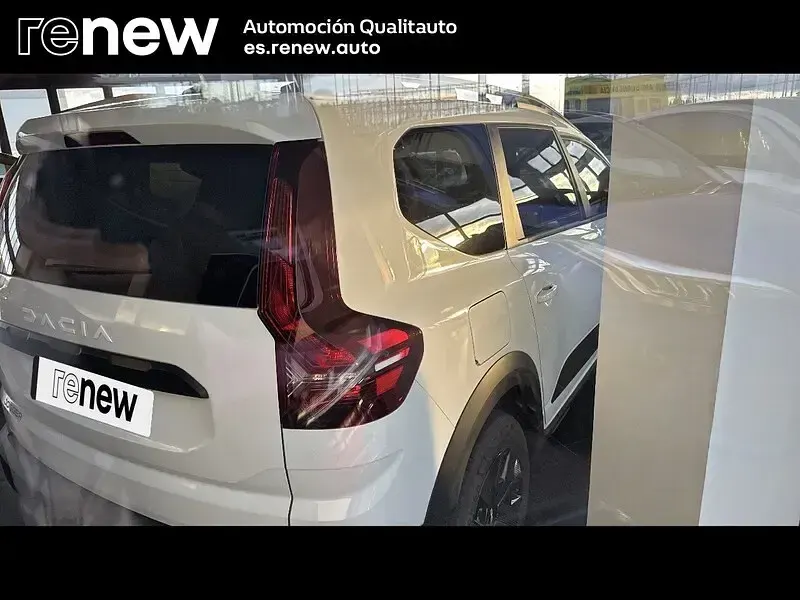 Nuevo Dacia Jogger Expression 110 CV (80 kW) 2025 Blanco Monovolumen