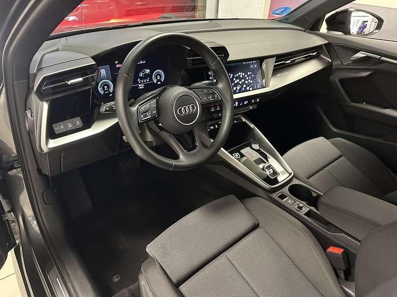 Usado Audi A3 Sportback e-tron S-Line 204 CV (150 kW) 2022 Gris Utilitario