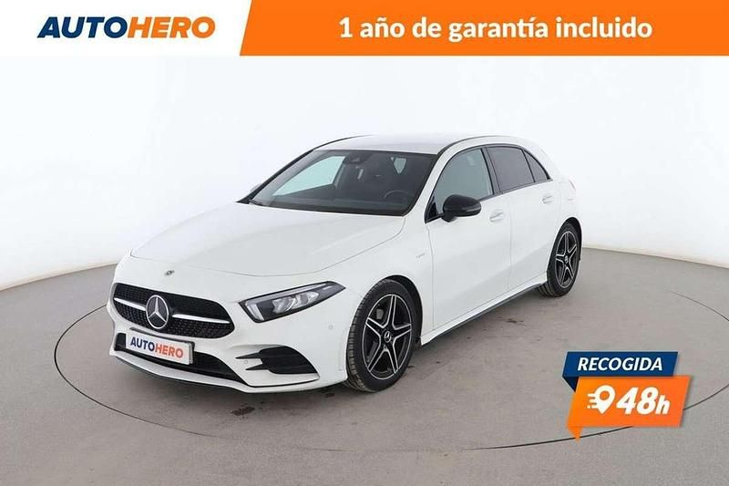 Amarillo Usado 2021 Mercedes A200 AMG line Berlina | 24.380 € (Precio justo) - Imagen 1/4