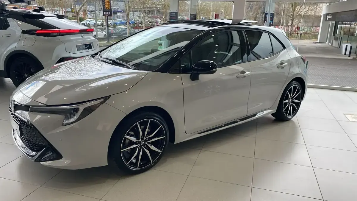 Usado Toyota Corolla Sport 196 CV (144 kW) 2024