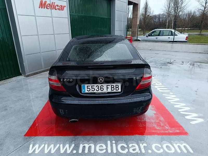 Usado Mercedes C200 Sport Edition 122 CV (89 kW) 2006 Azul Berlina