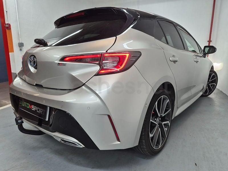 Usado Toyota Corolla 180 CV (132 kW) 2020 Gris / plata Berlina
