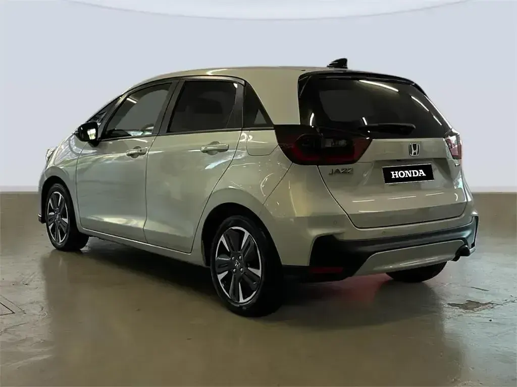 Usado Honda Jazz Advance 122 CV (89 kW) 2025 Blanco Utilitario