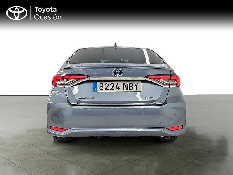 Usado Toyota Corolla Plus 140 CV (102 kW) 2025 Gris Berlina