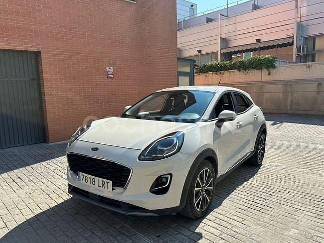 Usado Ford Puma Titanium 121 CV (88 kW) 2021 Beige SUV