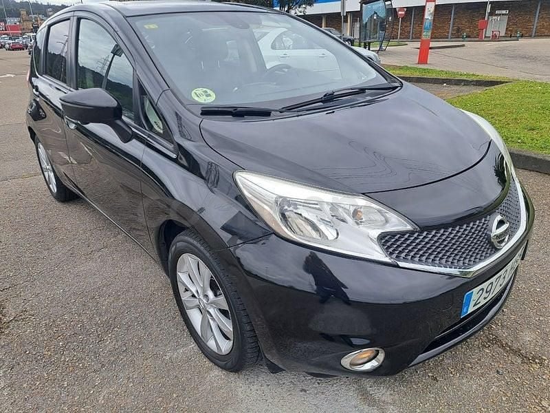 Usado Nissan Note Visia 90 CV (66 kW) 2014 Negro Utilitario