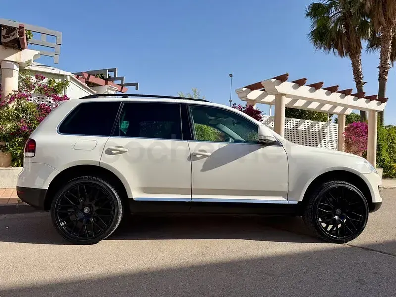 Usado VW Touareg 240 CV (176 kW) 2009 Blanco SUV