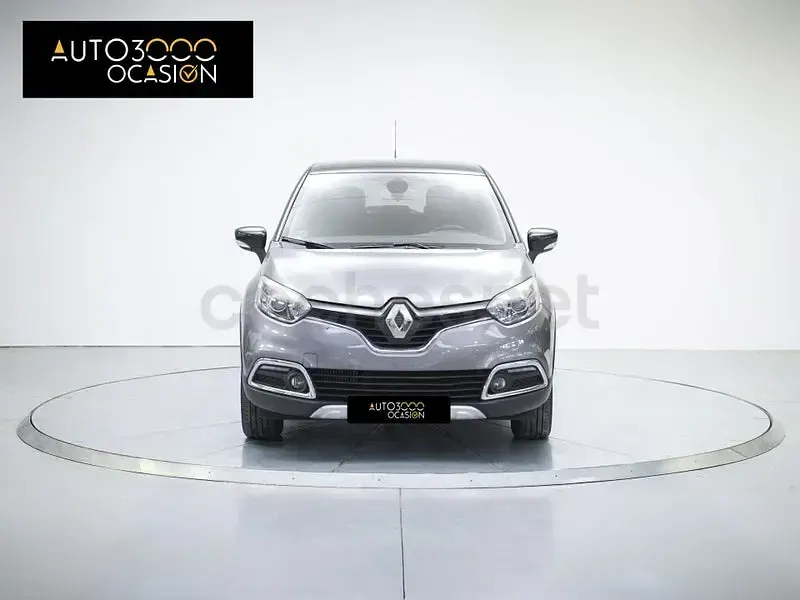 Usado Renault Captur Zen 90 CV (66 kW) 2015 Negro SUV
