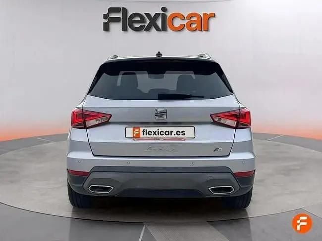 Usado Seat Arona FR 115 HP (84 kW) 2024 Cinzento SUV