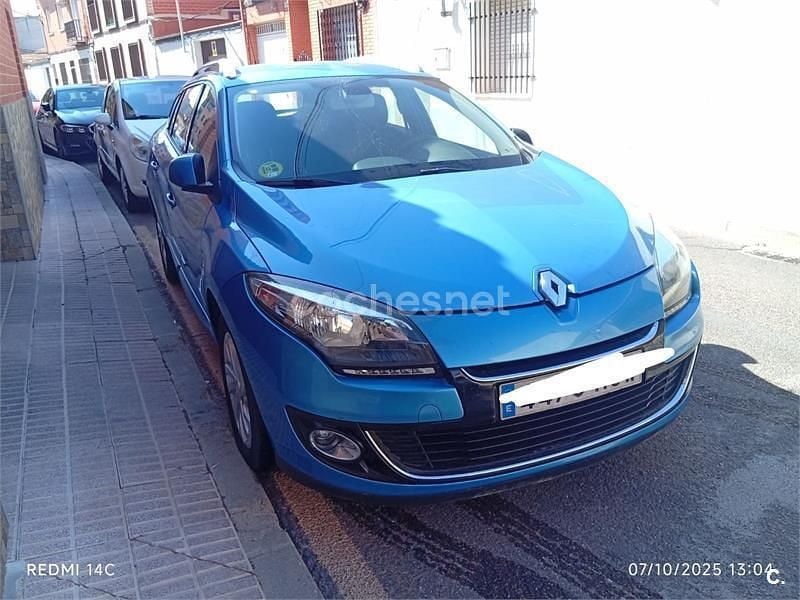 Usado Renault Mégane GrandTour Bose Edition 130 CV (95 kW) 2012 Azul Familiar