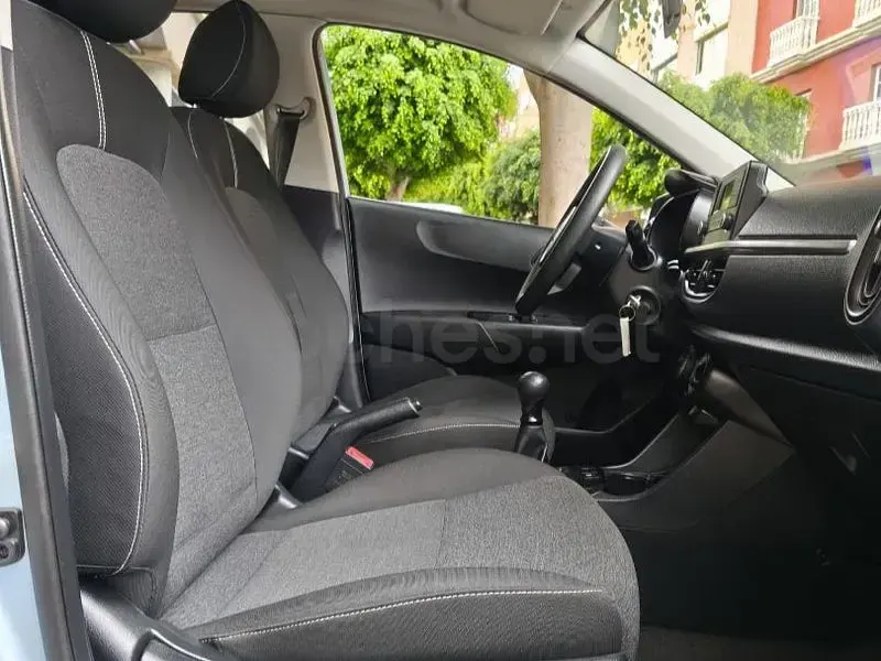 Usado Kia Picanto Comfort 67 CV (49 kW) 2021 Azul Utilitario
