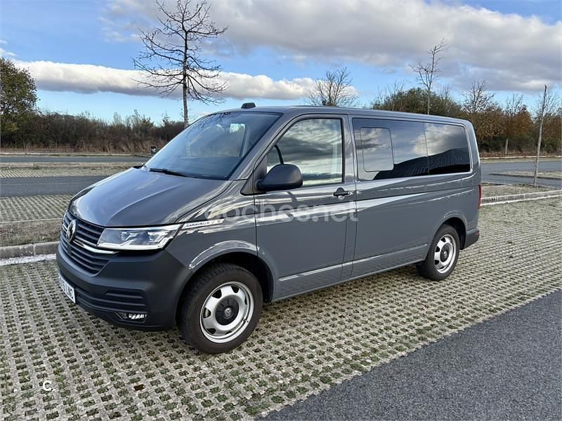 Gris / plata Usado 2021 VW Caravelle Monovolumen | 35.000 € (Un poco caro) - Imagen 1/4