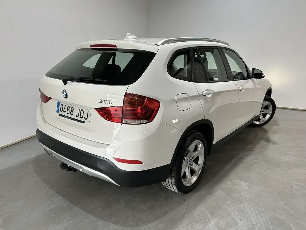 Usado BMW X1 143 CV (105 kW) 2015 Blanco SUV