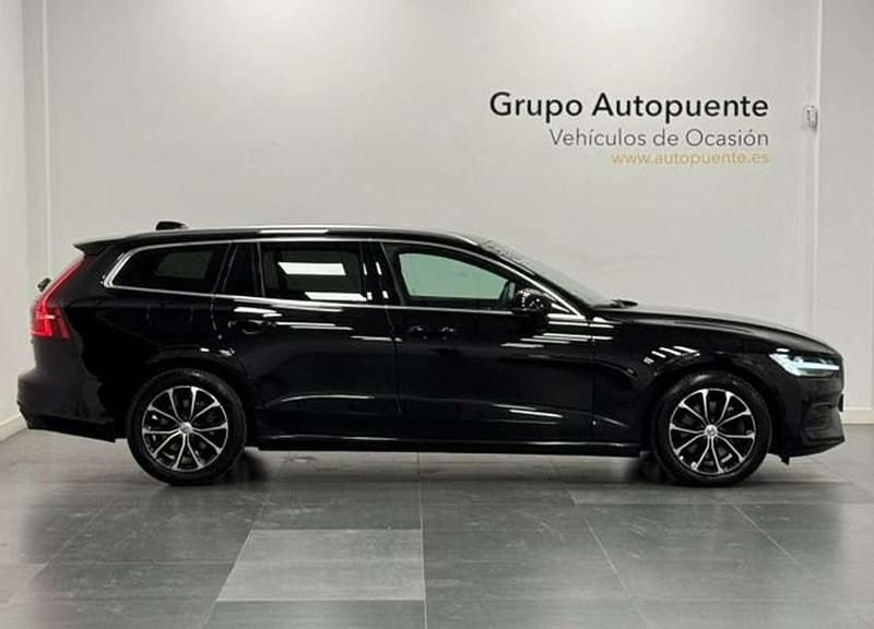 Usado Volvo V60 Momentum 197 CV (144 kW) 2021 Negro Familiar