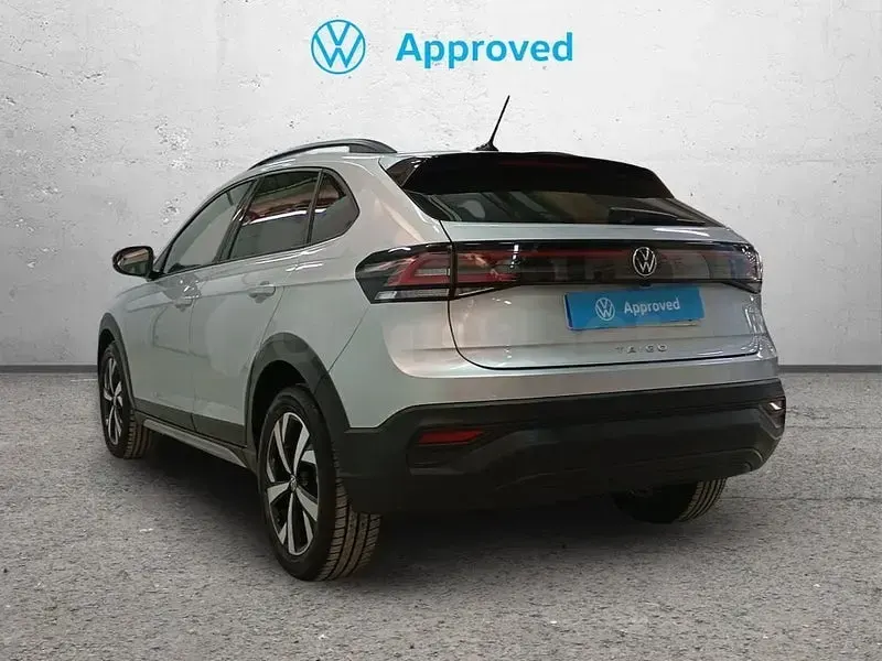 Usado VW Taigo 115 CV (84 kW) 2025 Gris / plata SUV